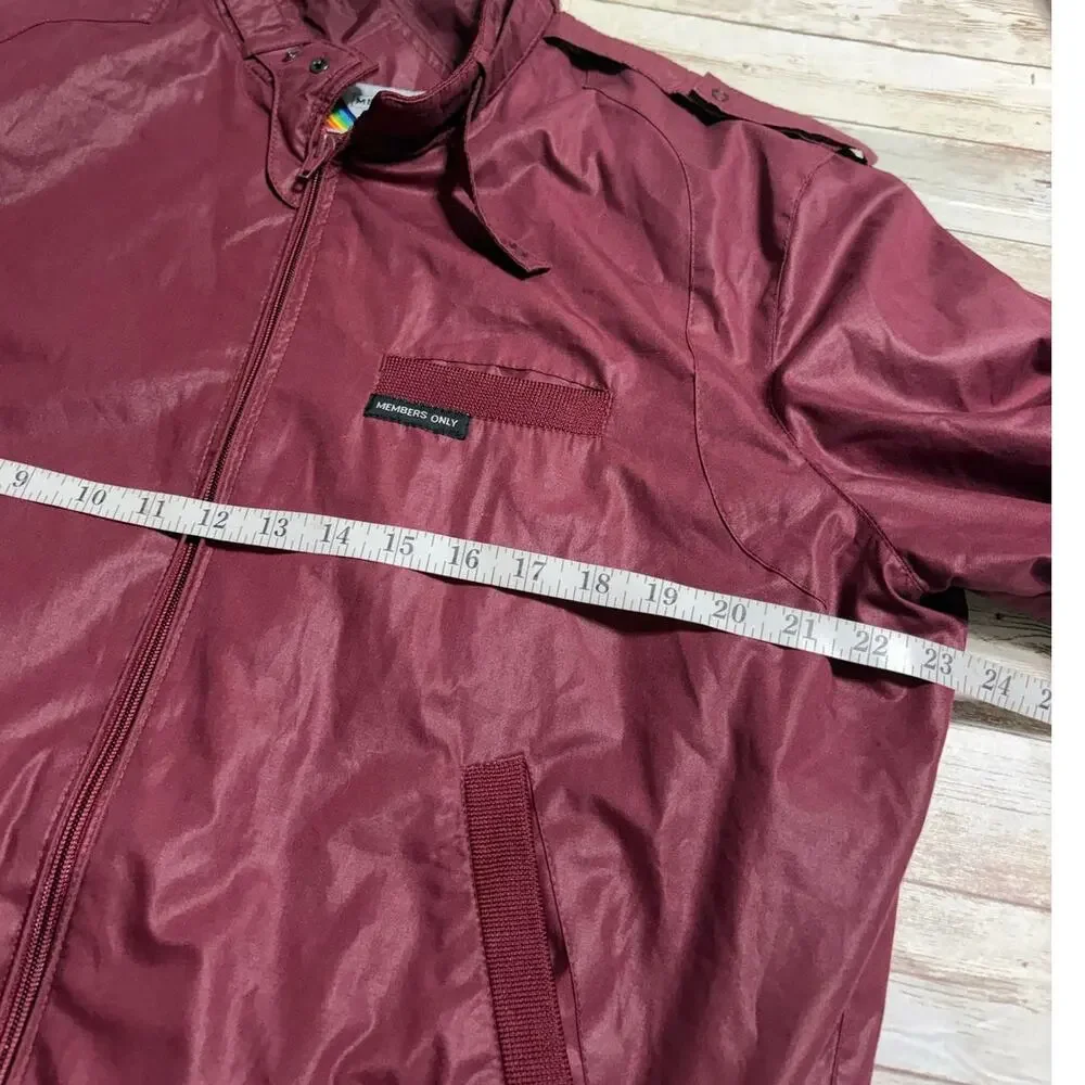 Member's Only Vintage Iconic Racer Jacket Size 44 Burgundy 80's